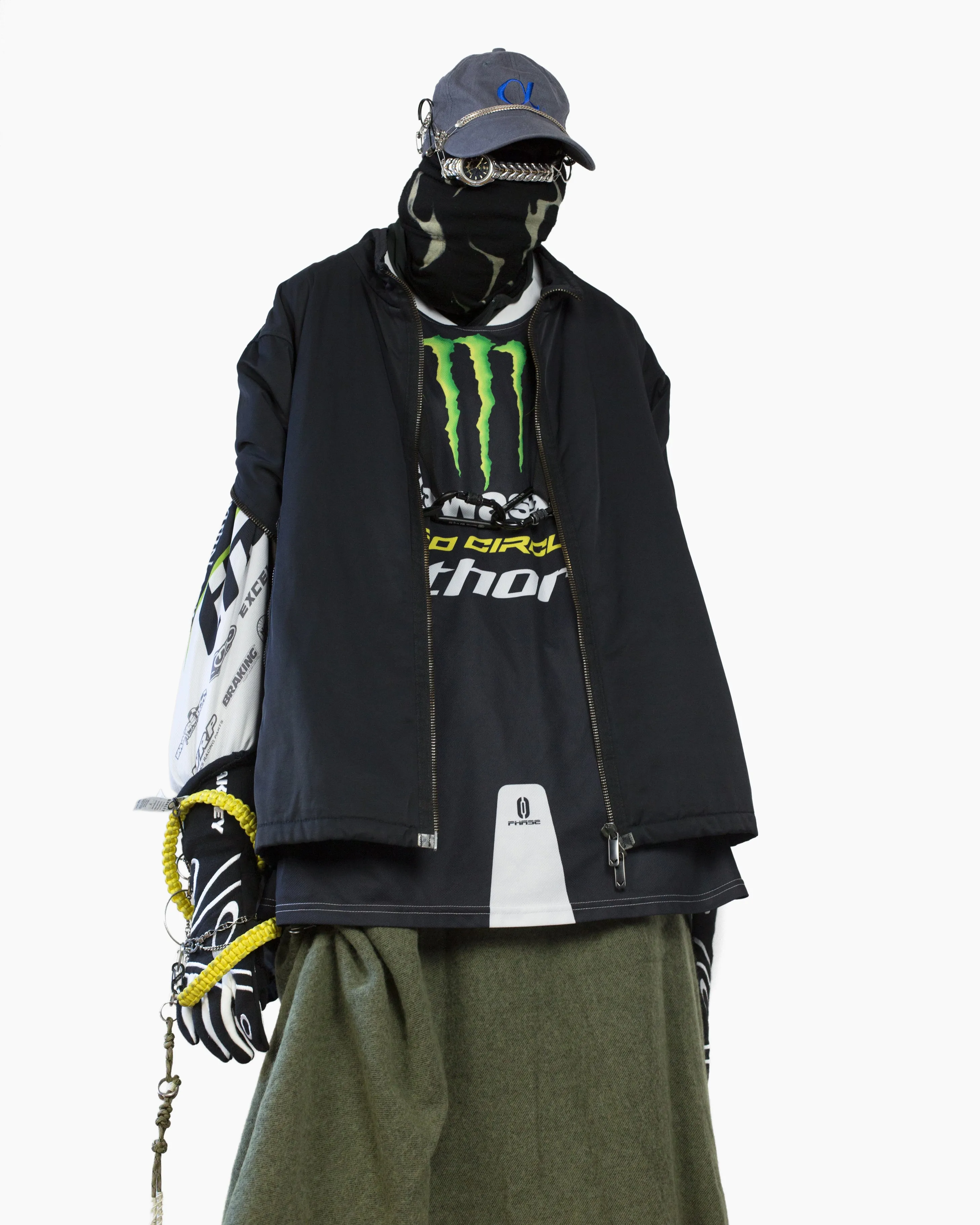 HANGER STYLING