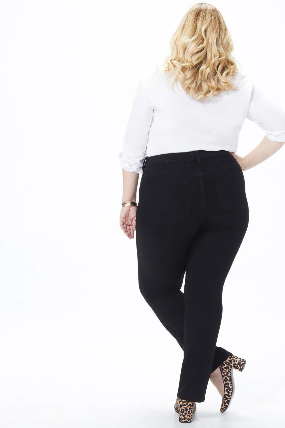 Marilyn Straight Jeans In Plus Size - Black